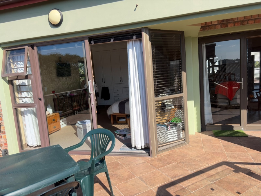 6 Bedroom Property for Sale in West Bank Eastern Cape